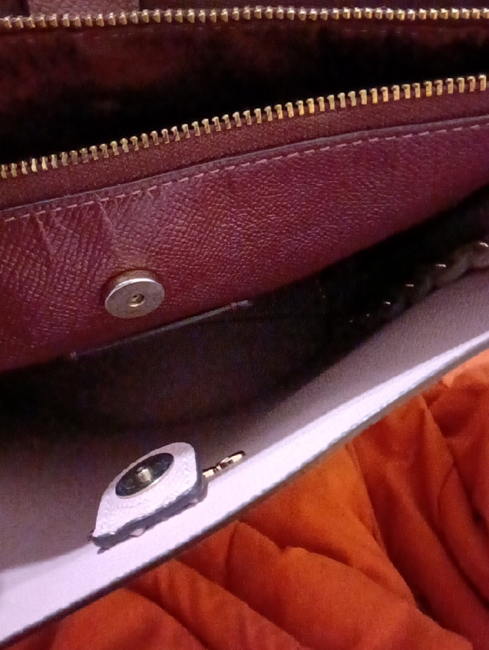 Coach Molly Bucket Bag Pebbled Leather Hand carry/Shoulder/ Crossbody Chalk - Picture 7 of 8